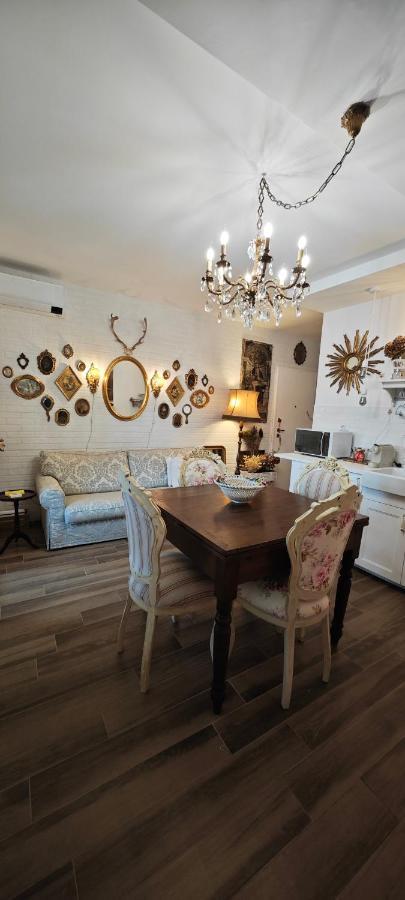 Apartment Vogue
